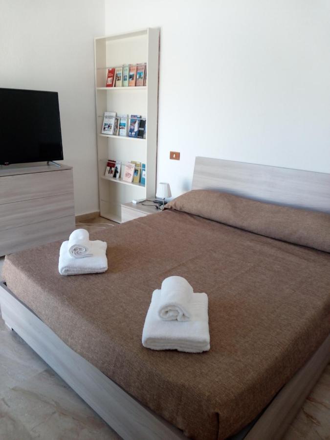 Flamingo Guest House- Rooms Olbia Exterior photo