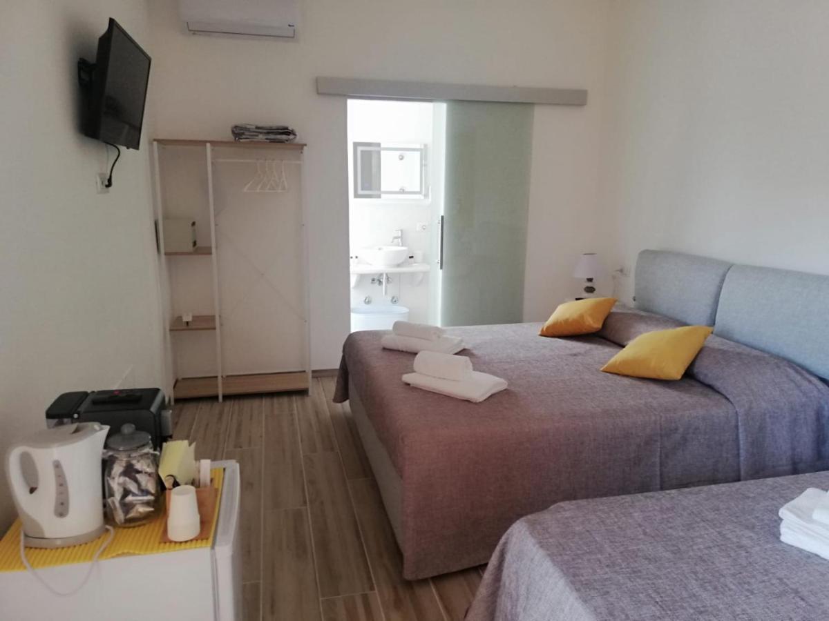 Flamingo Guest House- Rooms Olbia Exterior photo